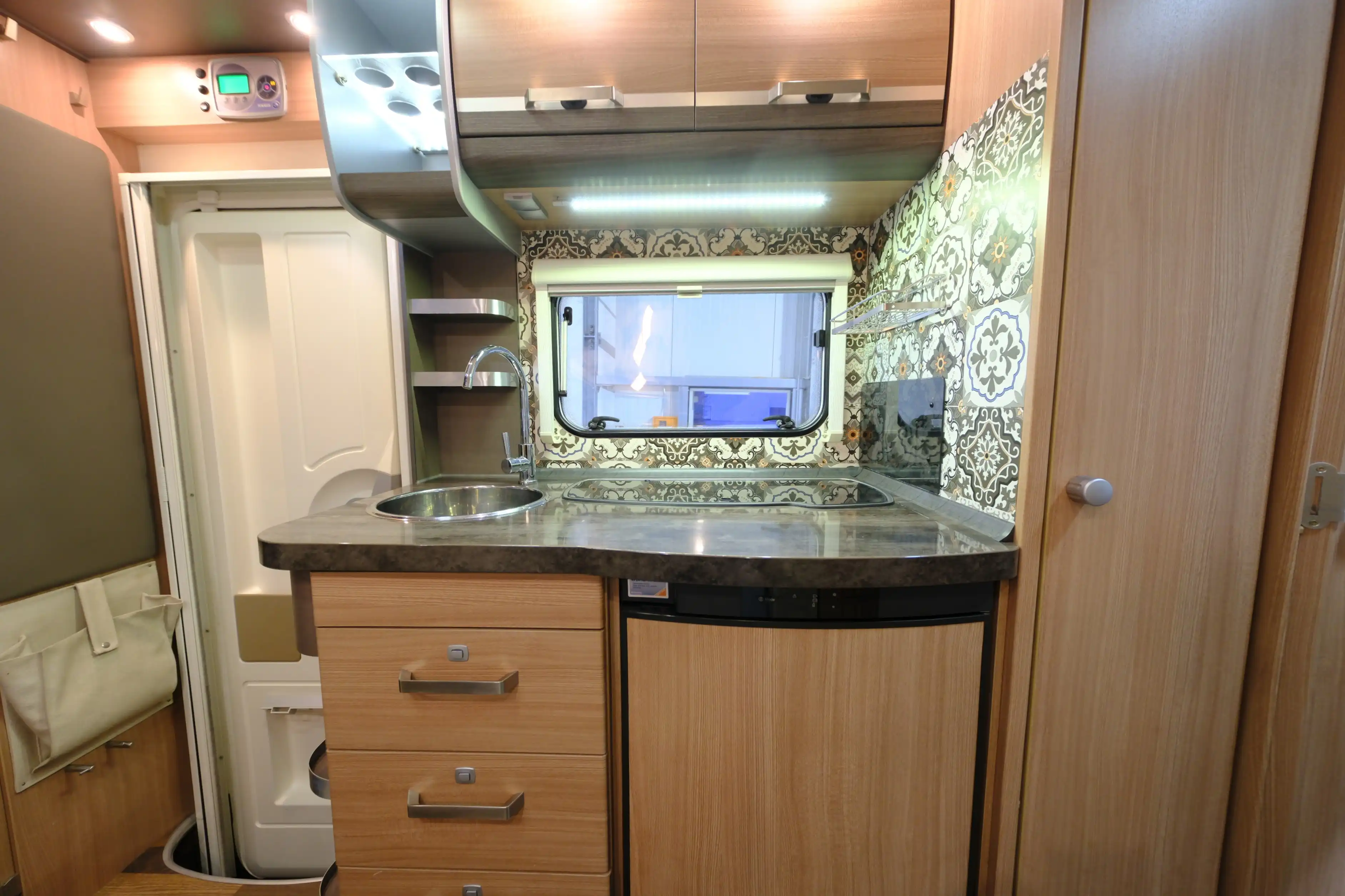 KNAUS SKY Traveller 500 D - Ansicht 11